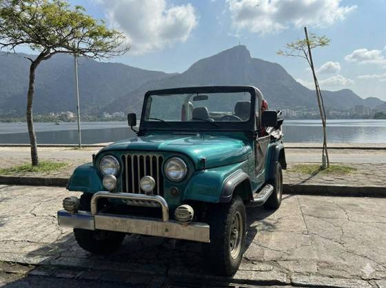 FORD JEEP CJ-5 FORD JEEP CJ-5